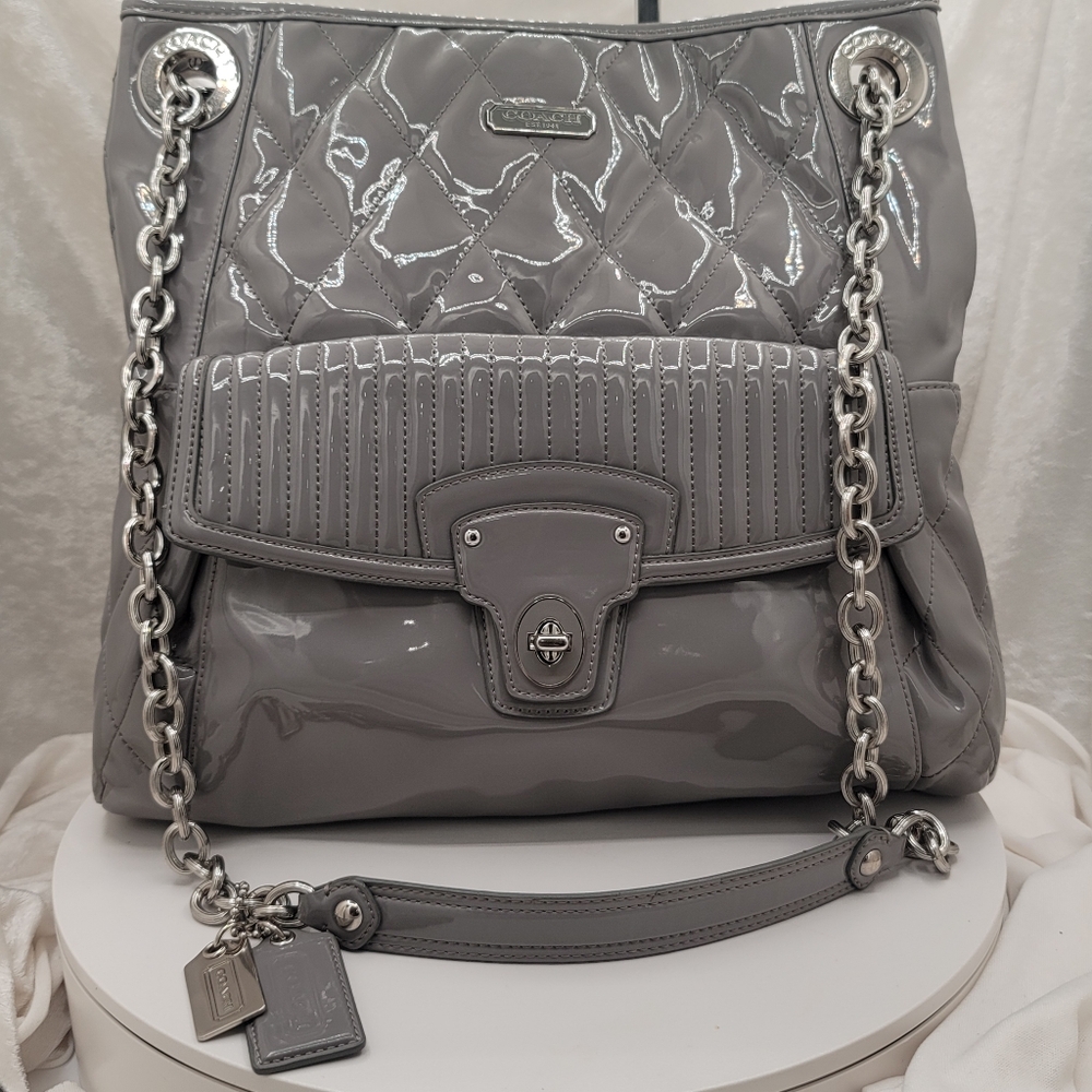 Coach 18673 Poppy Liquid Glass Quilted Shoulder BAG - Picture 5 of 9